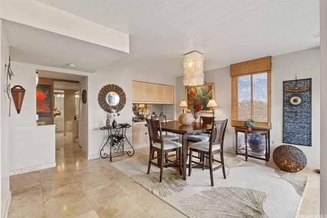 217 Prospect Street M8, Honolulu, HI 96813