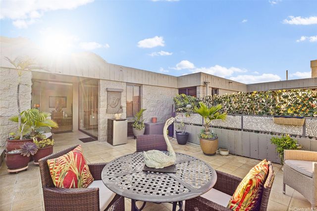 217 Prospect Street M8, Honolulu, HI 96813