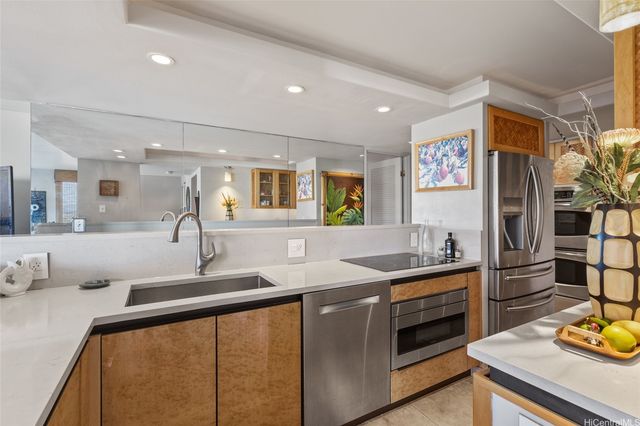 217 Prospect Street M8, Honolulu, HI 96813