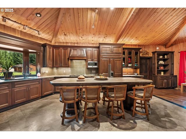 51720 Nw Hayward Rd, Manning, OR 97125