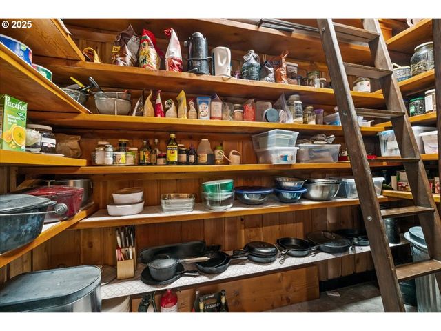 51720 Nw Hayward Rd, Manning, OR 97125