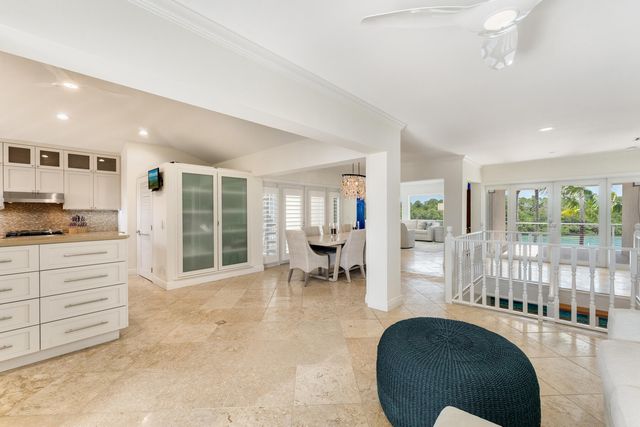 171 Kahiki Drive, Plantation Key, FL 33070