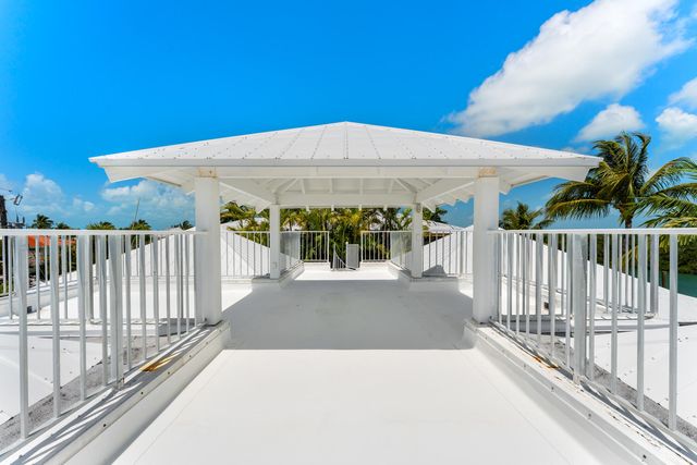 171 Kahiki Drive, Plantation Key, FL 33070