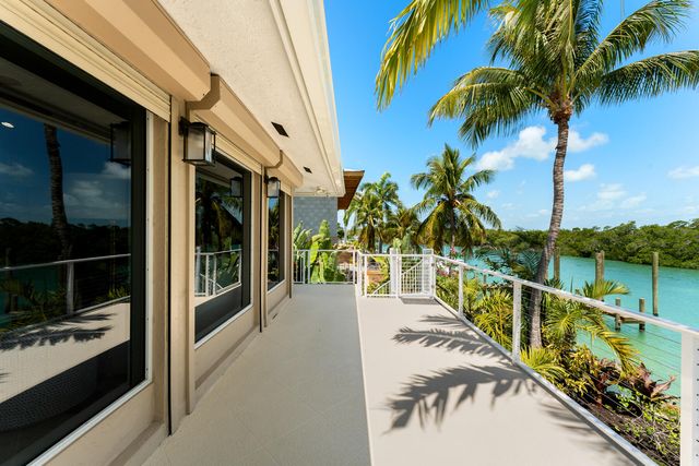 171 Kahiki Drive, Plantation Key, FL 33070