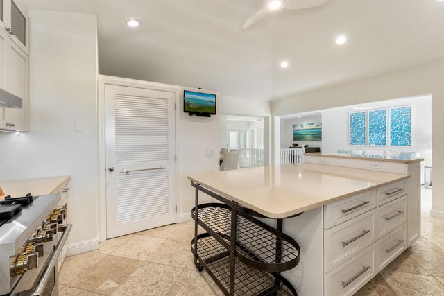 171 Kahiki Drive, Plantation Key, FL 33070