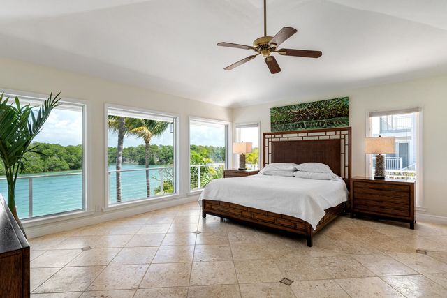 171 Kahiki Drive, Plantation Key, FL 33070