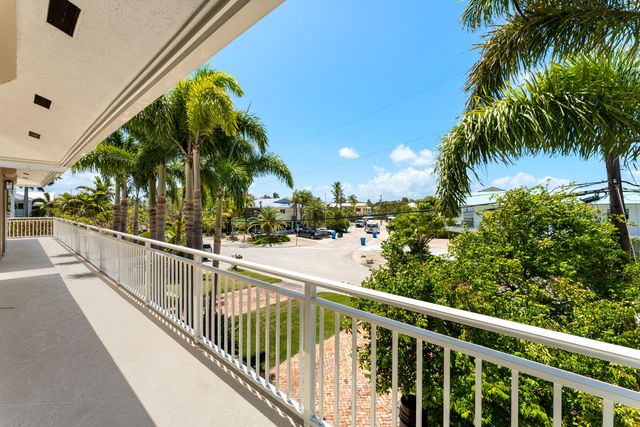 171 Kahiki Drive, Plantation Key, FL 33070