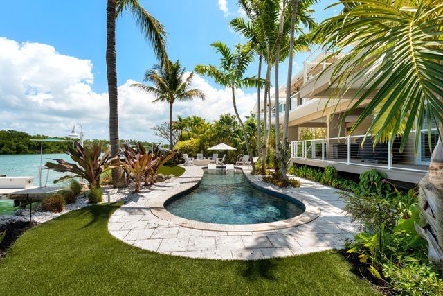 171 Kahiki Drive, Plantation Key, FL 33070