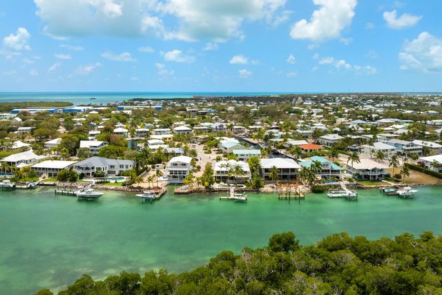 171 Kahiki Drive, Plantation Key, FL 33070