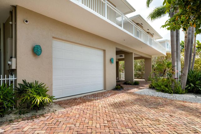 171 Kahiki Drive, Plantation Key, FL 33070