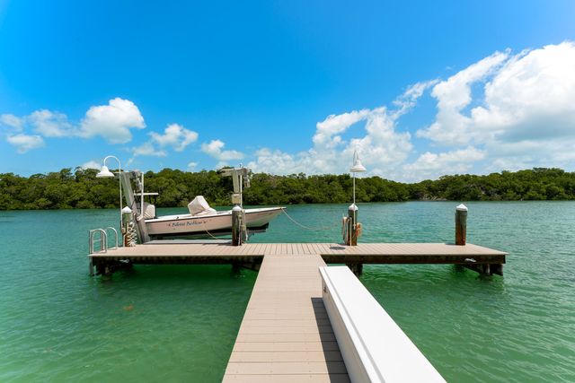 171 Kahiki Drive, Plantation Key, FL 33070