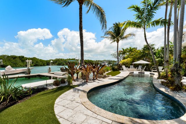 171 Kahiki Drive, Plantation Key, FL 33070