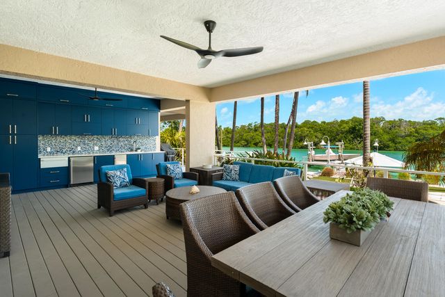 171 Kahiki Drive, Plantation Key, FL 33070