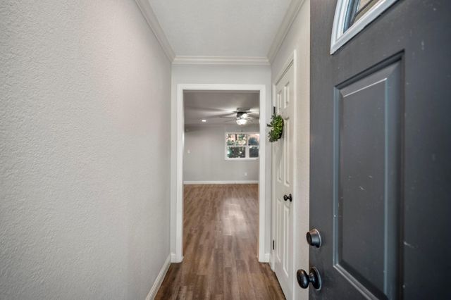 2411 Orange Street, Waller, TX 77484