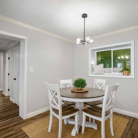 2411 Orange Street, Waller, TX 77484