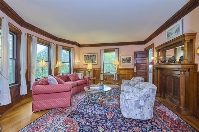 17 Copley St, Newton, MA 02458