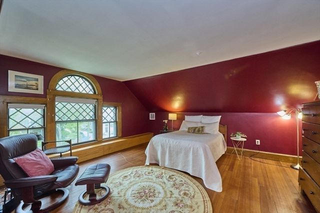 17 Copley St, Newton, MA 02458