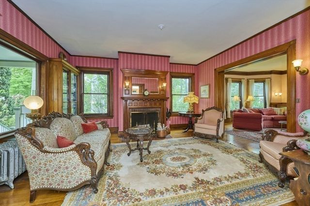 17 Copley St, Newton, MA 02458