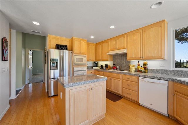1112 Oakmont Place, Nipomo, CA 93444