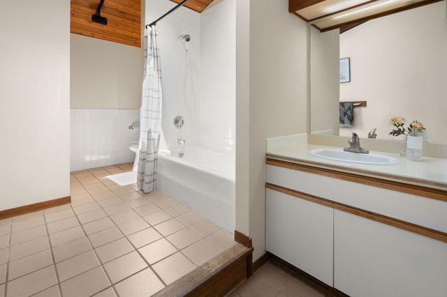44 Vine Street, Andover, MA 01810