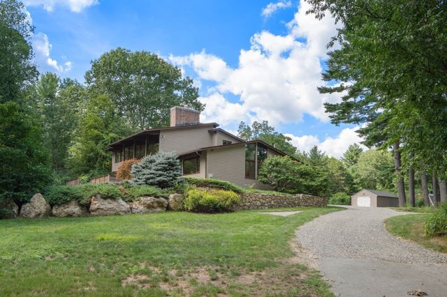 44 Vine Street, Andover, MA 01810