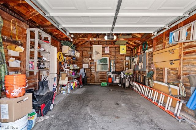 2557 9th Street, Cuyahoga Falls, OH 44221