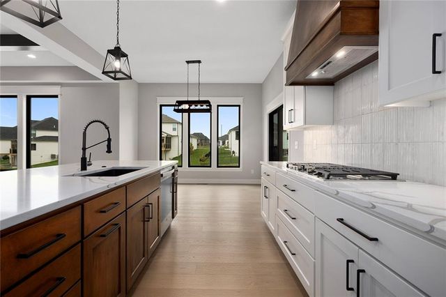 13610 NE 114th Place, Kearney, MO 64060