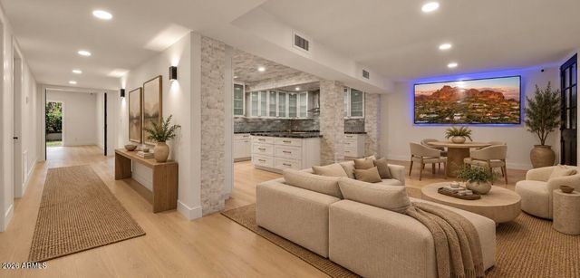 7240 N VIA DE LA MONTANA --, Scottsdale, AZ 85258