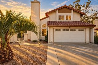 2343 Fair Oak Ct, Escondido, CA 92026