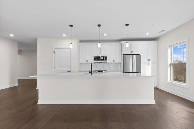 5233 Highpointe Lakes Drive, 301, Westerville, OH 43081