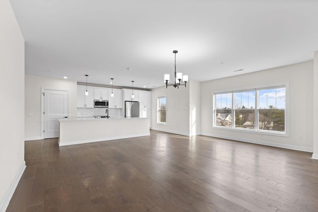 5233 Highpointe Lakes Drive, 301, Westerville, OH 43081