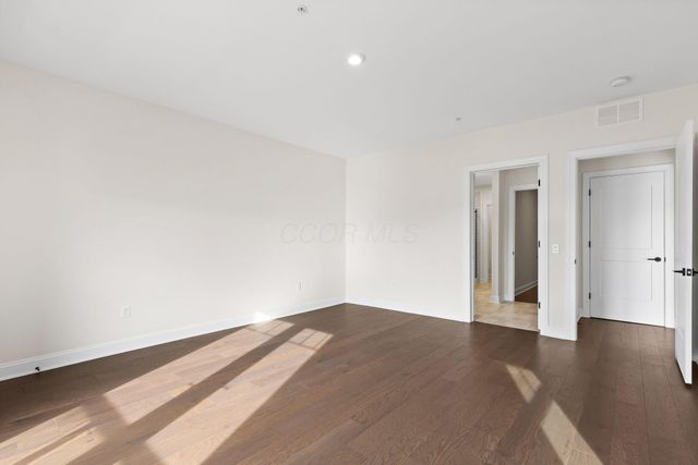 5233 Highpointe Lakes Drive, 301, Westerville, OH 43081