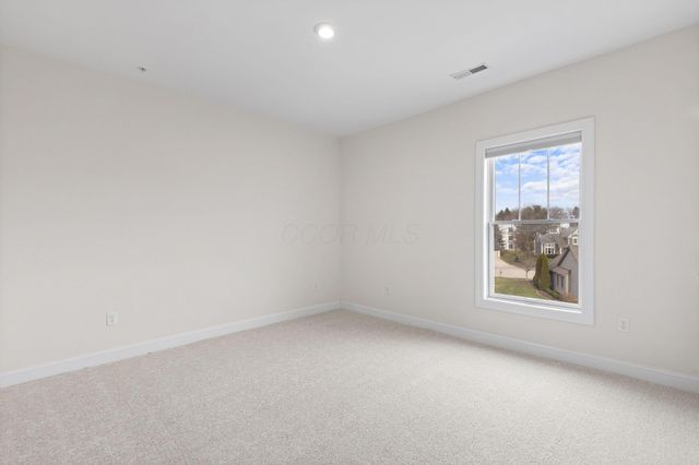 5233 Highpointe Lakes Drive, 301, Westerville, OH 43081