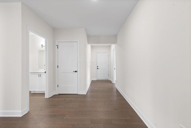 5233 Highpointe Lakes Drive, 301, Westerville, OH 43081