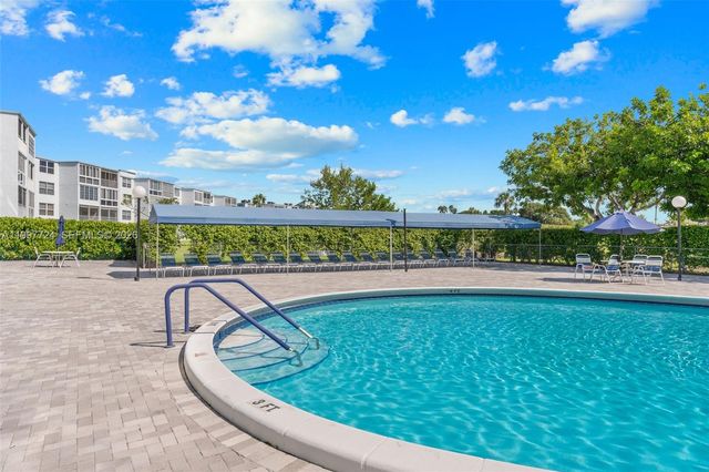 1480 NW 80th Avenue 304, Margate, FL 33063
