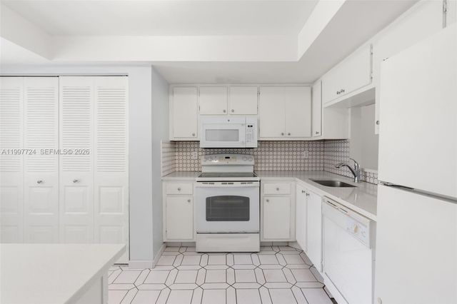 1480 NW 80th Avenue 304, Margate, FL 33063