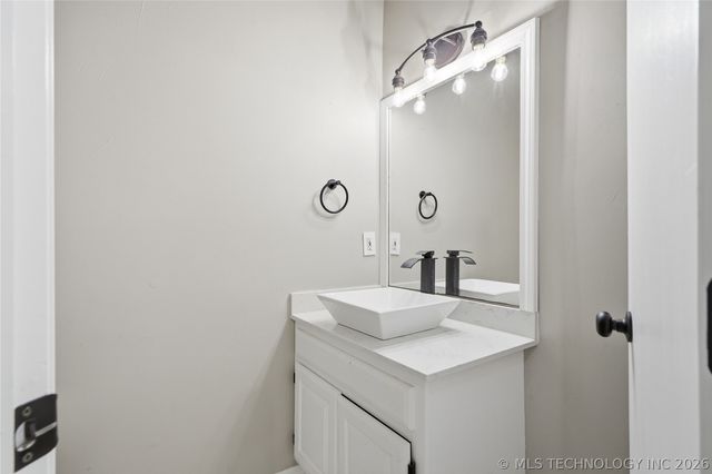 12302 E 87th Street N, Owasso, OK 74055