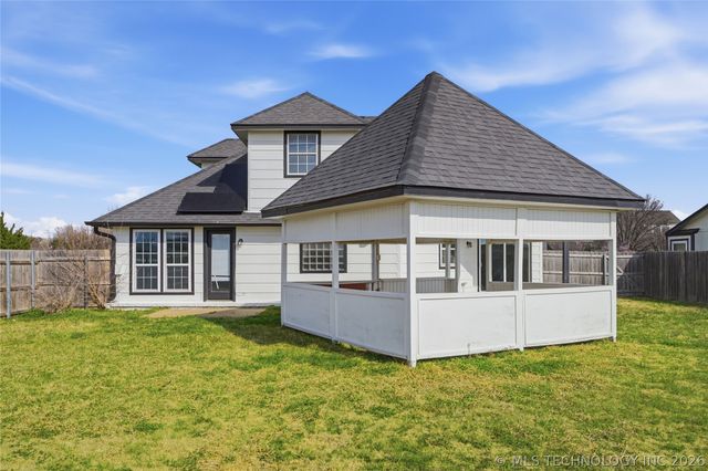 12302 E 87th Street N, Owasso, OK 74055