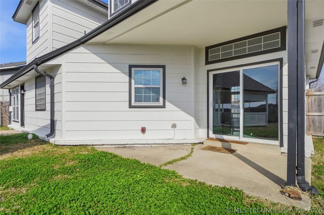 12302 E 87th Street N, Owasso, OK 74055