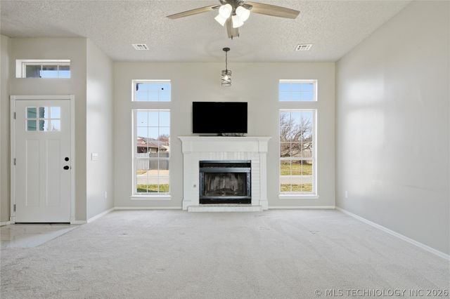 12302 E 87th Street N, Owasso, OK 74055