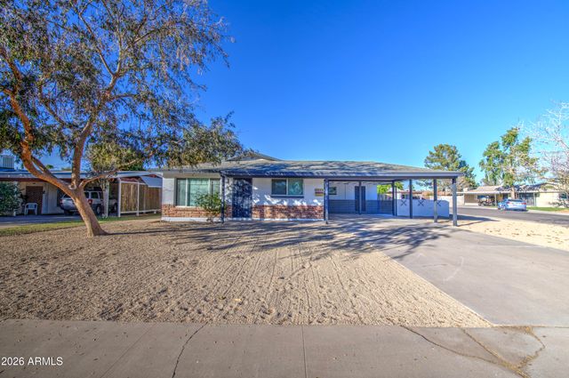 2048 W CLAREMONT Street, Phoenix, AZ 85015