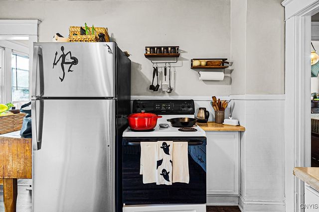 2 Russell Ave, Whitestown, NY 13495