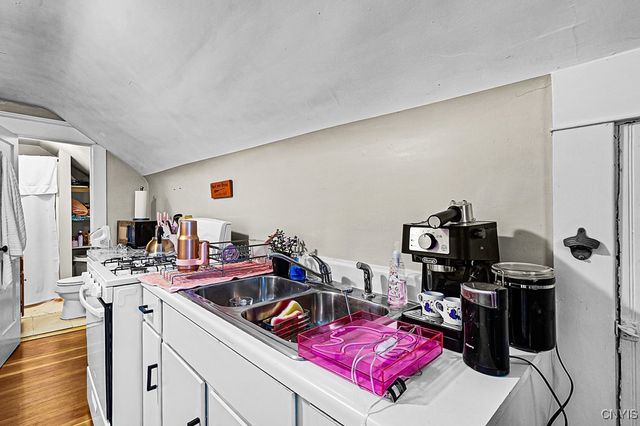 2 Russell Ave, Whitestown, NY 13495