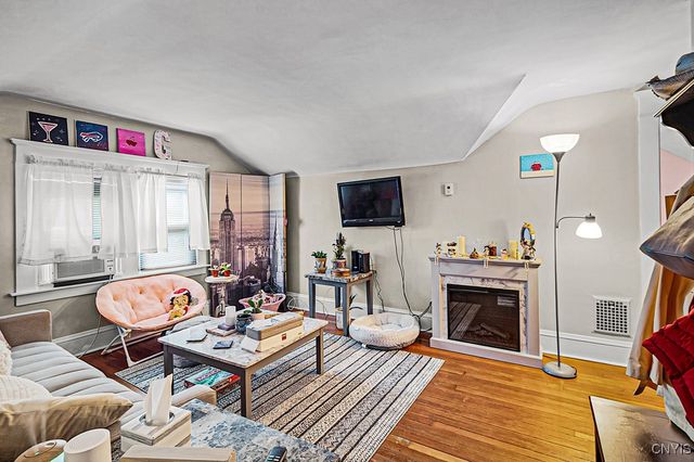 2 Russell Ave, Whitestown, NY 13495