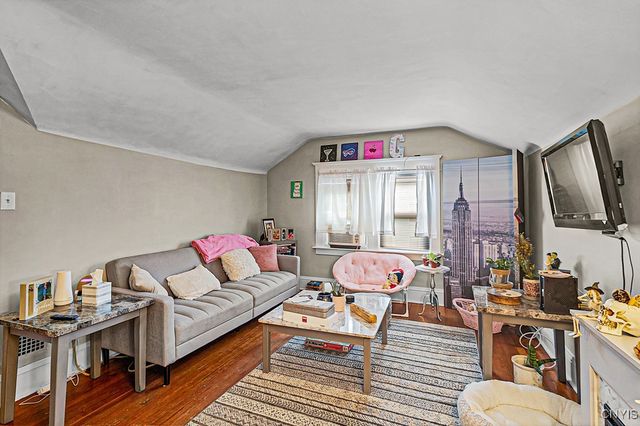 2 Russell Ave, Whitestown, NY 13495