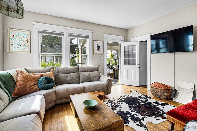 2 Russell Ave, Whitestown, NY 13495