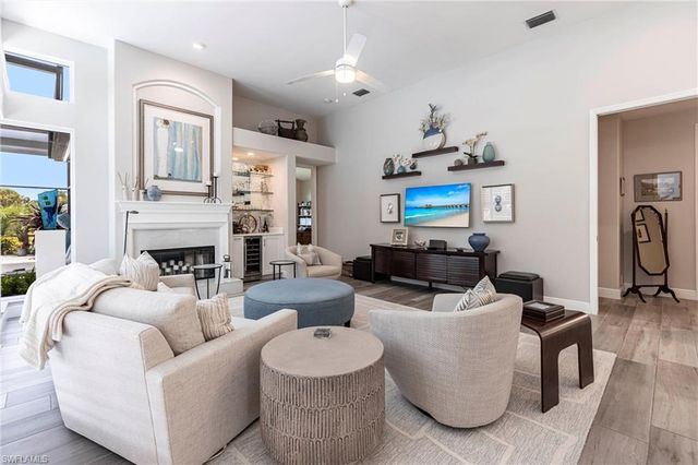 4372 Bittern CT, Naples, FL 34119