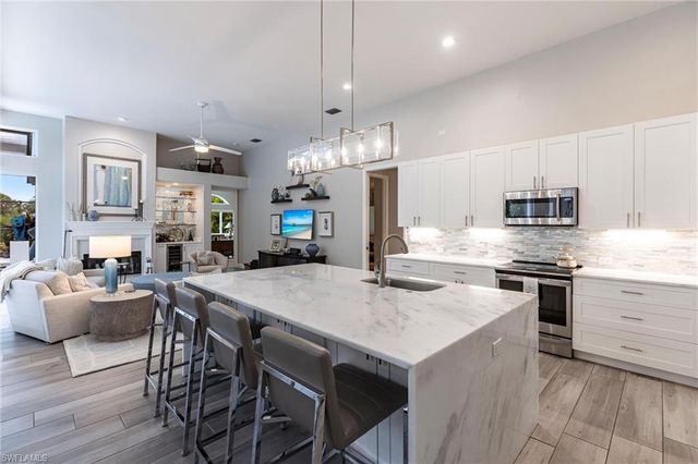 4372 Bittern CT, Naples, FL 34119