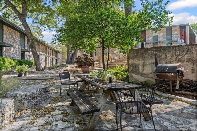 1304 Mariposa DR 156, Austin, TX 78704