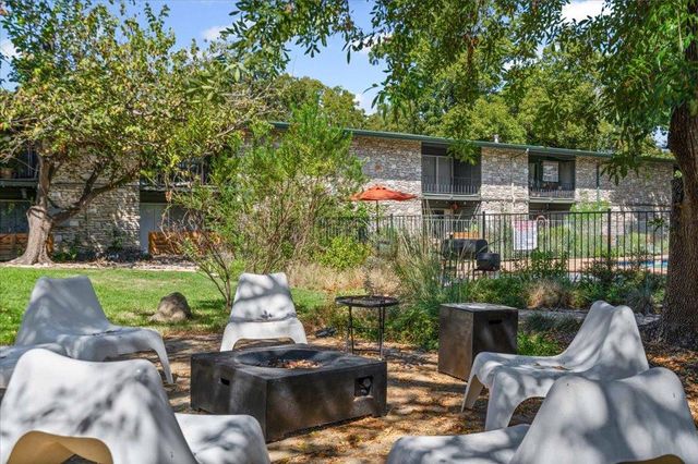 1304 Mariposa DR 156, Austin, TX 78704